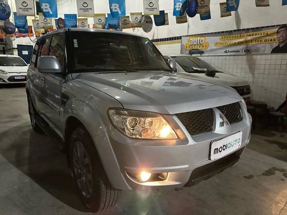 MITSUBISHI PAJERO TR4 2.0 4X2 16V 140CV FLEX 4P AUTOMÁTICO